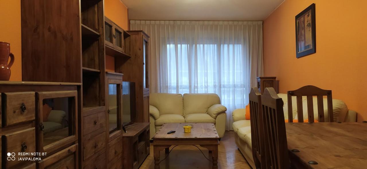 Apartamentos Xistra Cangas De Narcea Exteriör bild